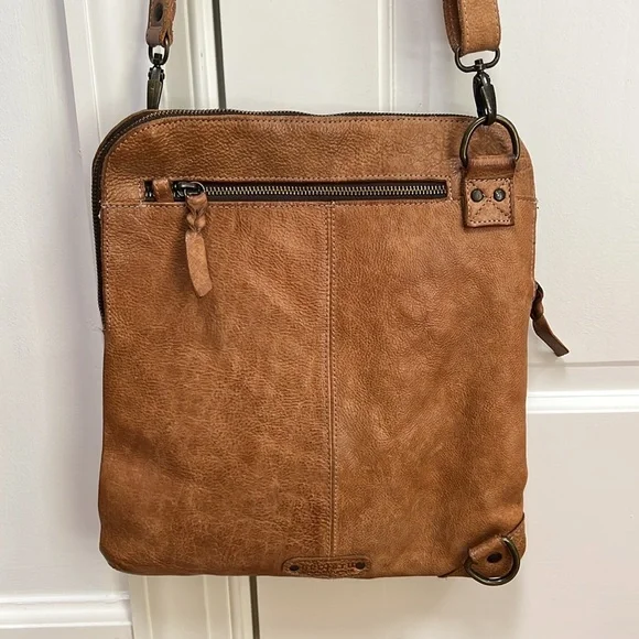 BedStu Tan Rustic Aiken Crossbody Bag - Picture 7 of 9